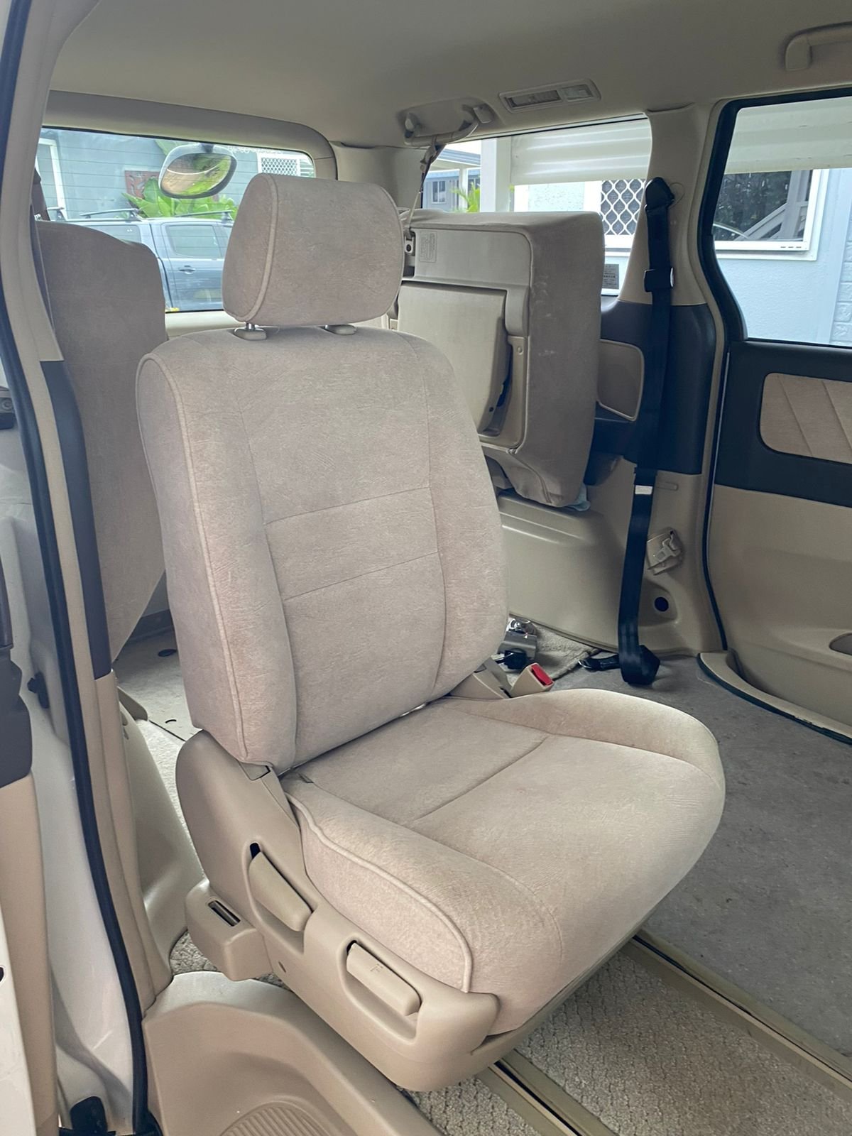 Rear entry wheelchair accessible vehicle - Model B